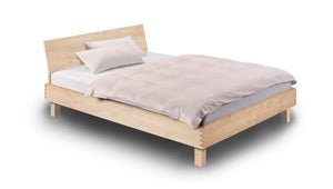Holzmanufaktur Massivholzbett Step-X XL mit eingerückten Beinen