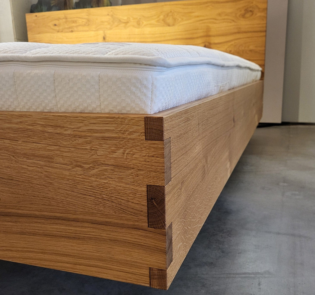 Holzmanufaktur Massivholzbett NAP XL Wildeiche 180x200cm