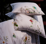 Laden Sie das Bild in den Galerie-Viewer, Christian Fischbacher Feinsatin Bettwäsche Nature Stripe
