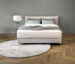 Laden Sie das Bild in den Galerie-Viewer, Schramm LYRA - Limited Edition Komplettbett
