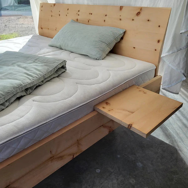 Holzmanufaktur Massivholzbett STEP-X XL Arve / Zirbelkiefer 180x200cm